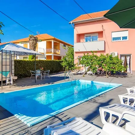 Fortuna With Pool A4 2 Pax Diklo Zadar